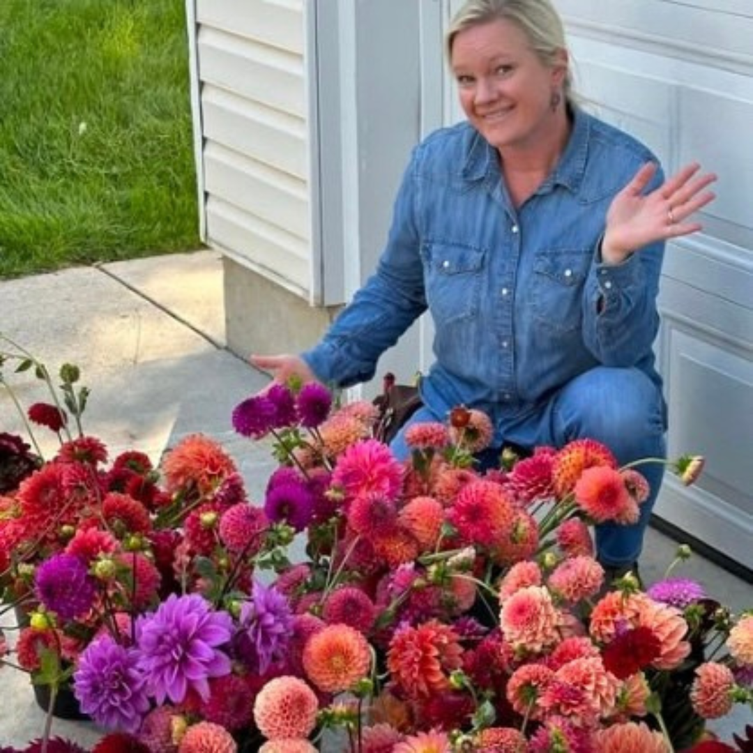 Floral Arranging 101 Workshop Sun River Gardens